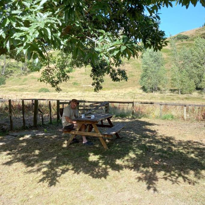 Owen River Rustic Woolshed 아파트 외부 사진